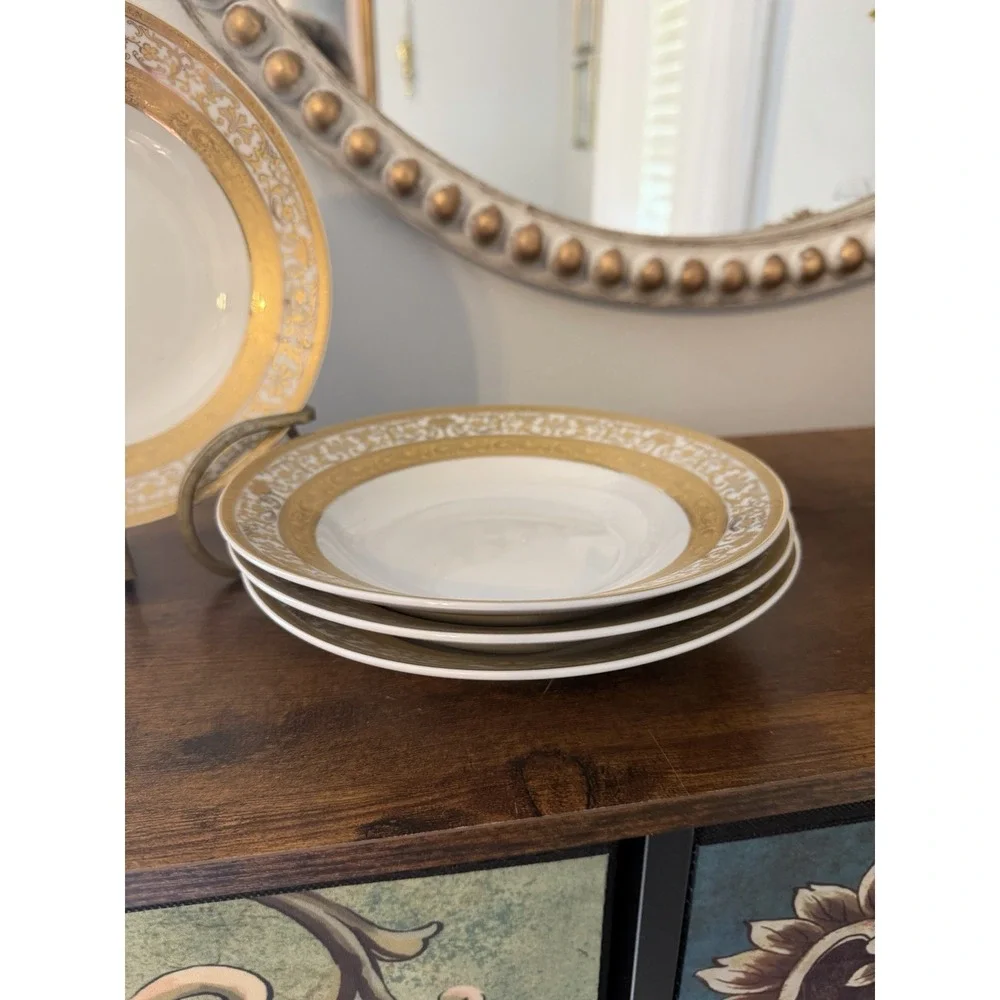 Vintage GNA 9 Fine Porcelain Rim Soup Bowls Set of 4 Gold Encrusted Gold Trim 8